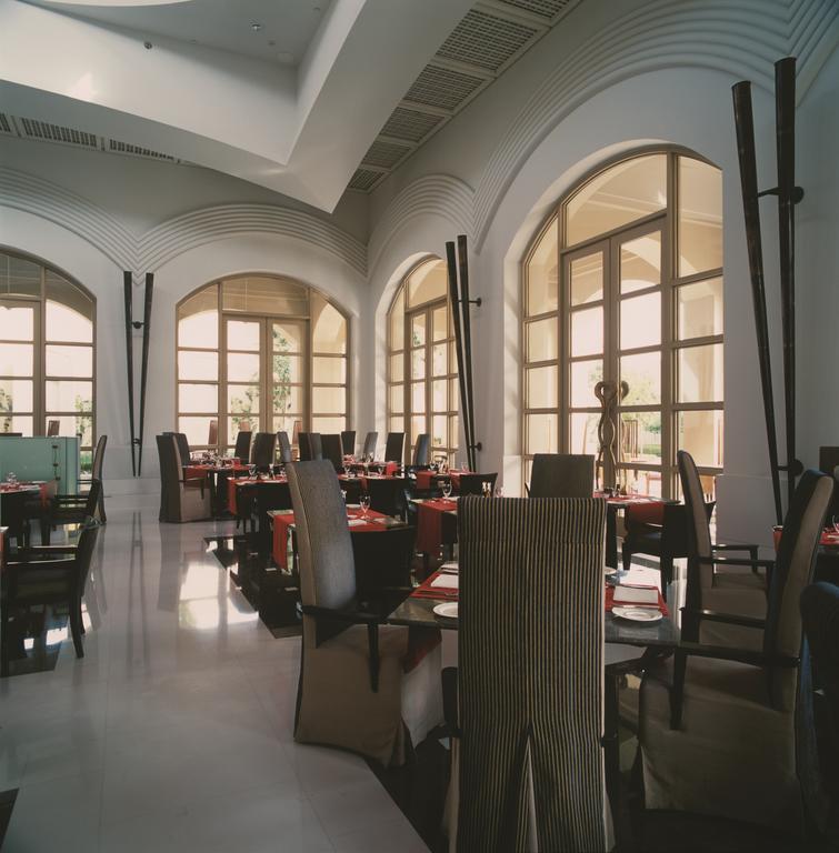 Hotel Trident